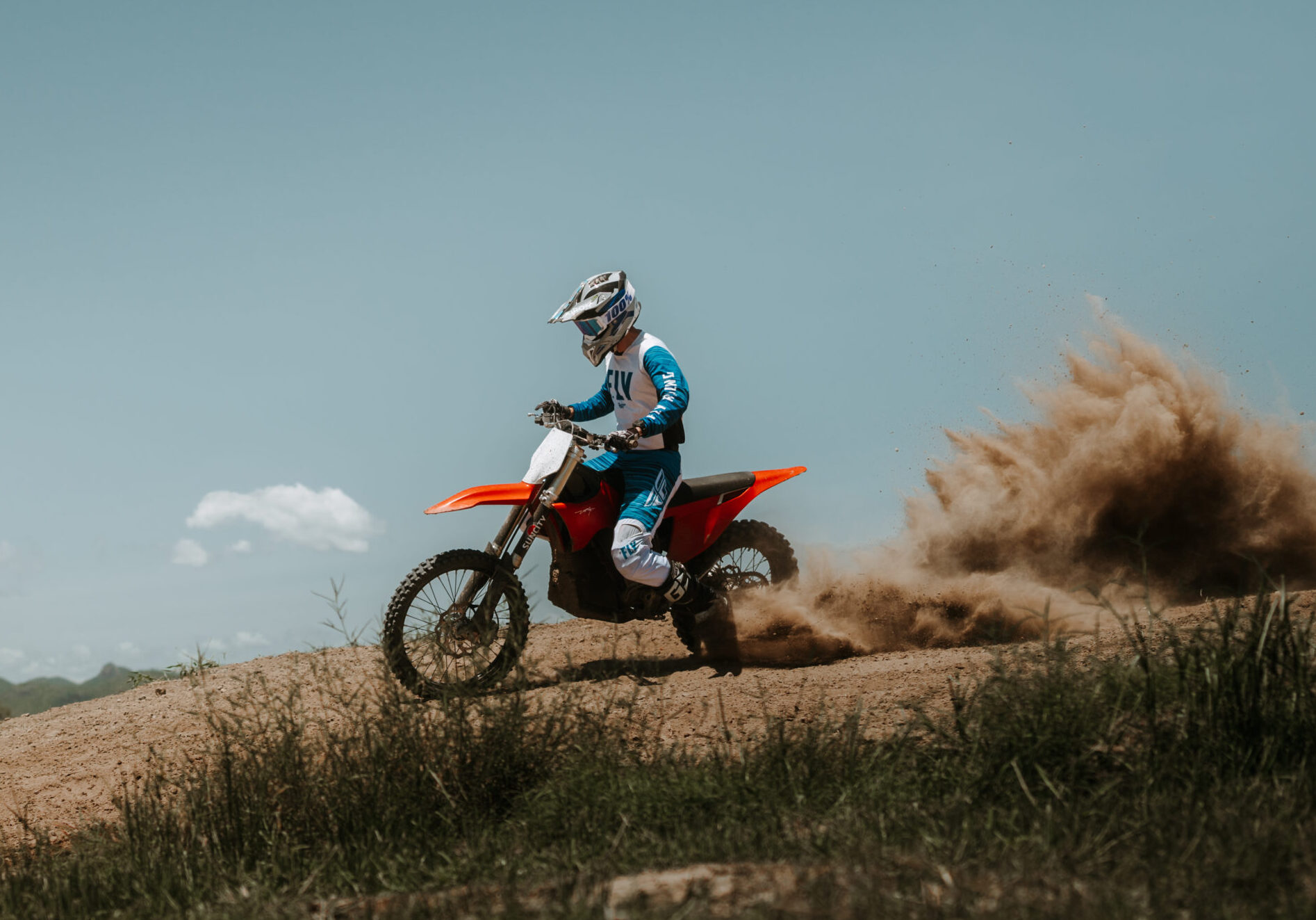 Read more about the article Stark VARG Electric Dirt Bike: The Bike Changing How People Ride